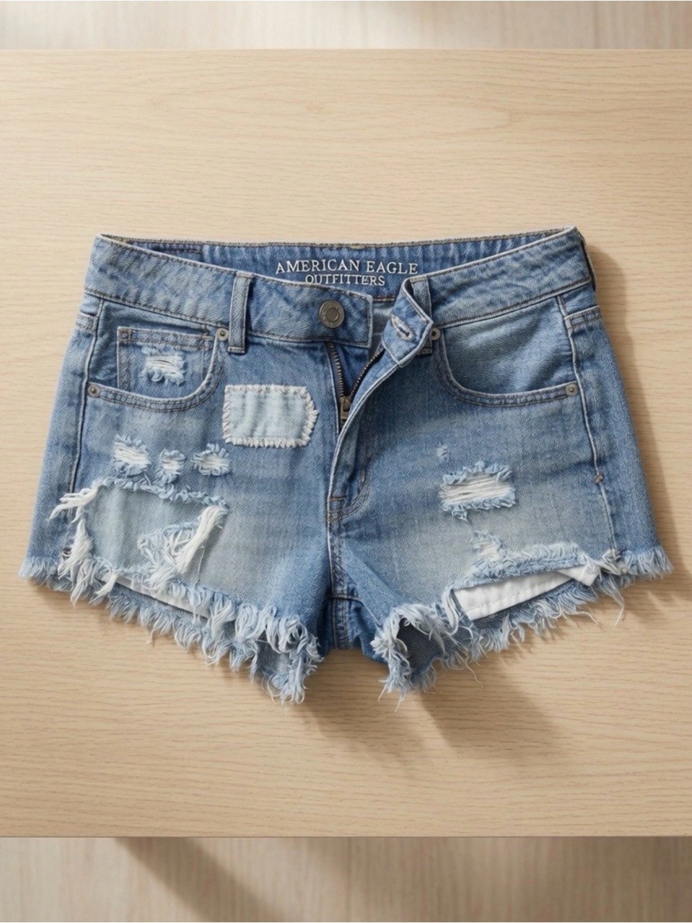American Eagle Y2K High Rise Shortie Distressed Denim Shorts Size 4